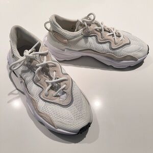 Adidas Ozweego Sneakers